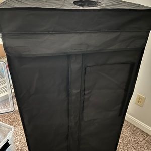 Grow tent